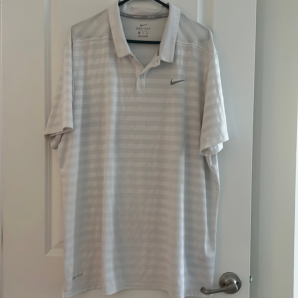 Nike men’s golf shirt size XXL